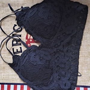 Wish List black lace bralette size Large